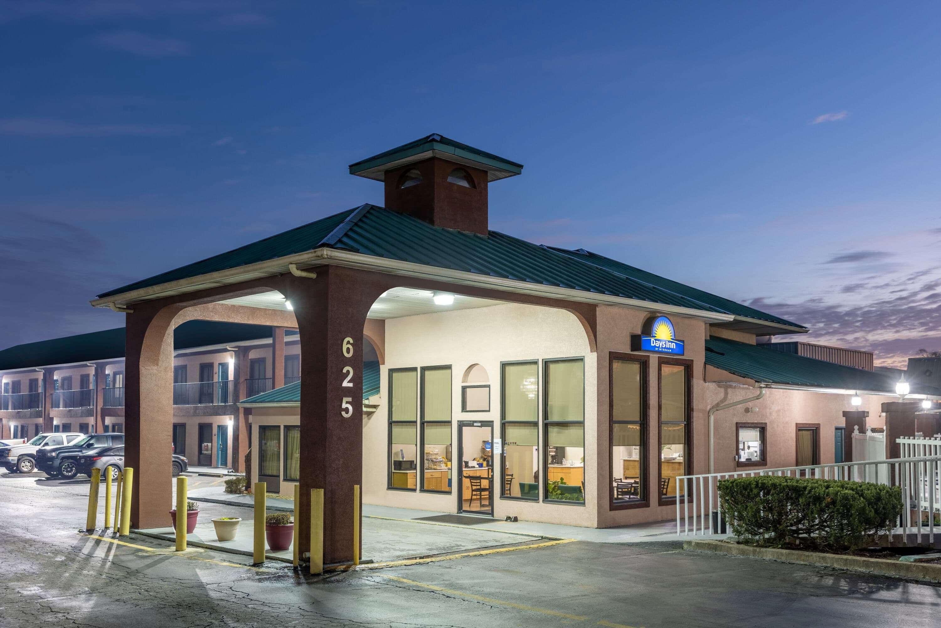 Days Inn By Wyndham Jackson Exterior foto